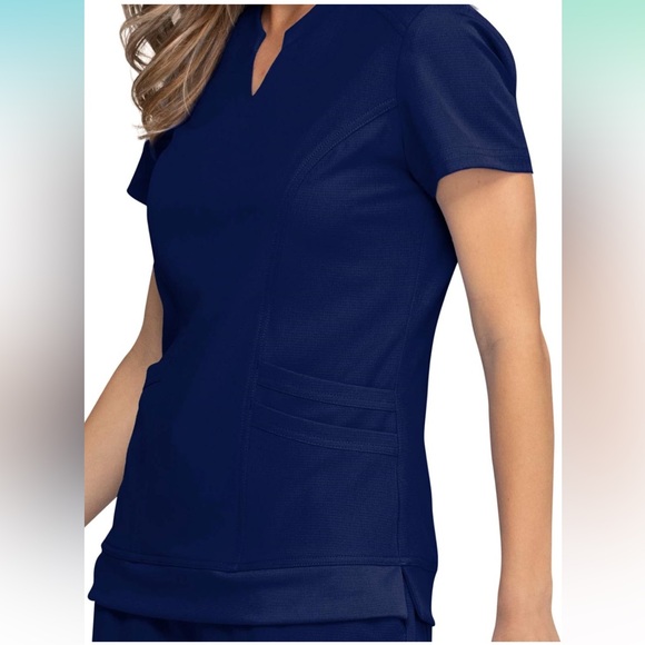 HeartSoul V-Neck Top Spilt Neck - Size: Small - Picture 3 of 10